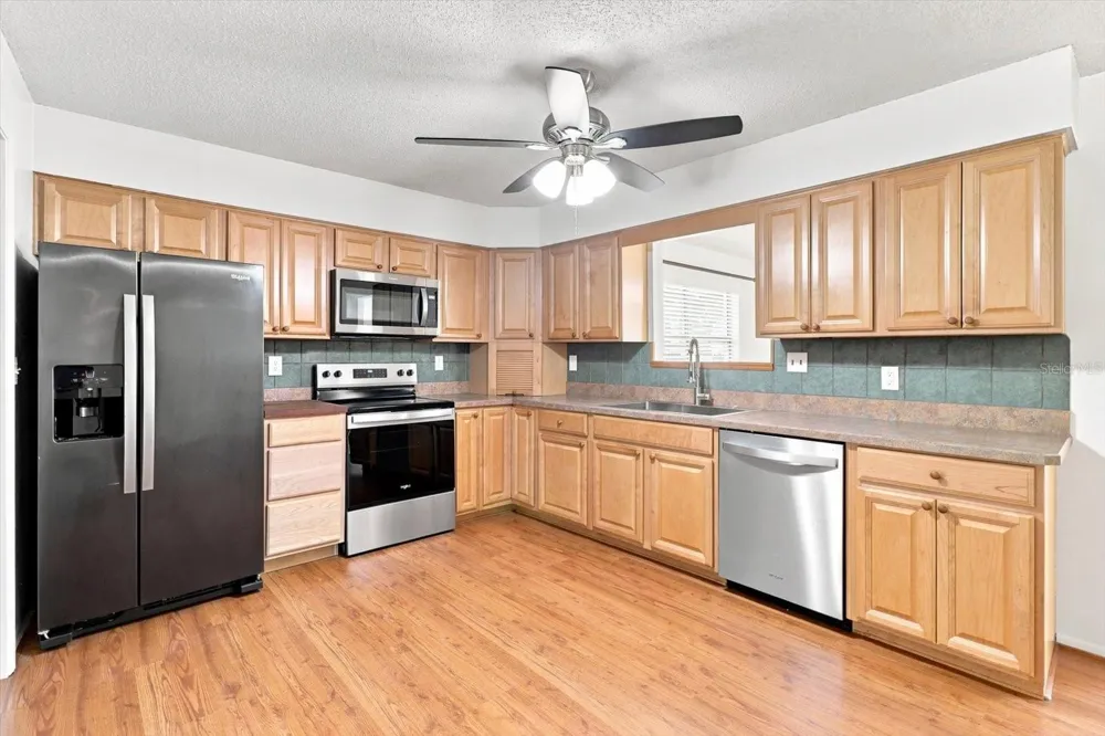 1285 HAGGERTY POINT Crystal River, FL 34429