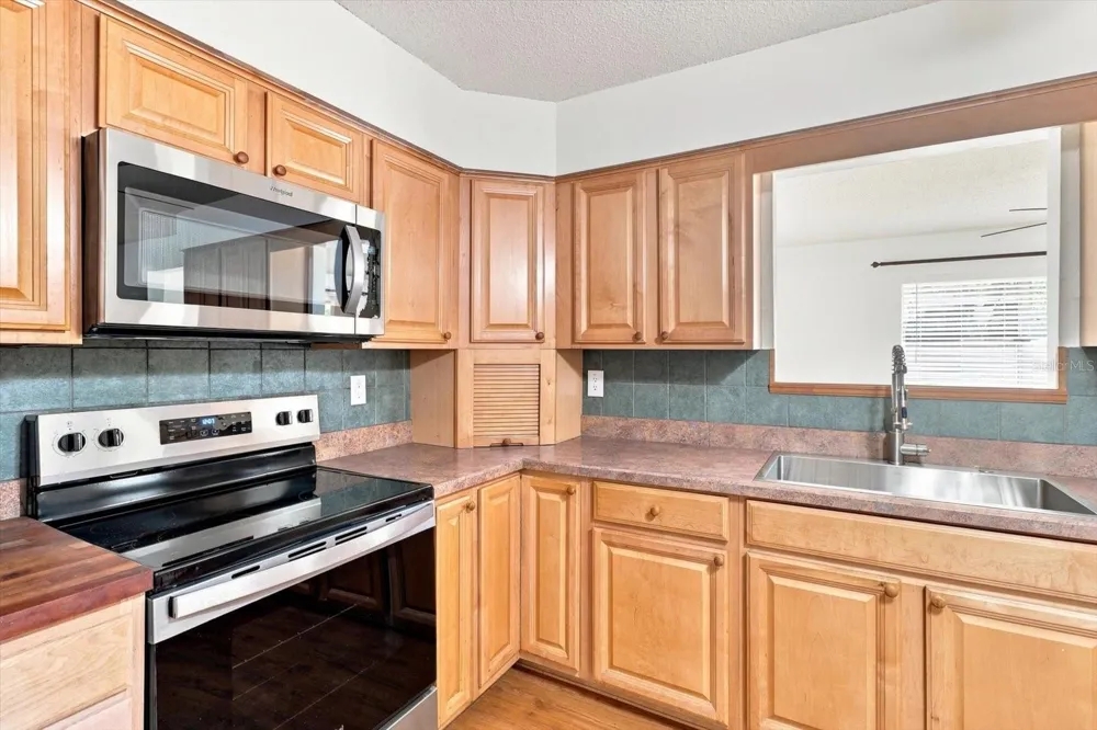 1285 HAGGERTY POINT Crystal River, FL 34429