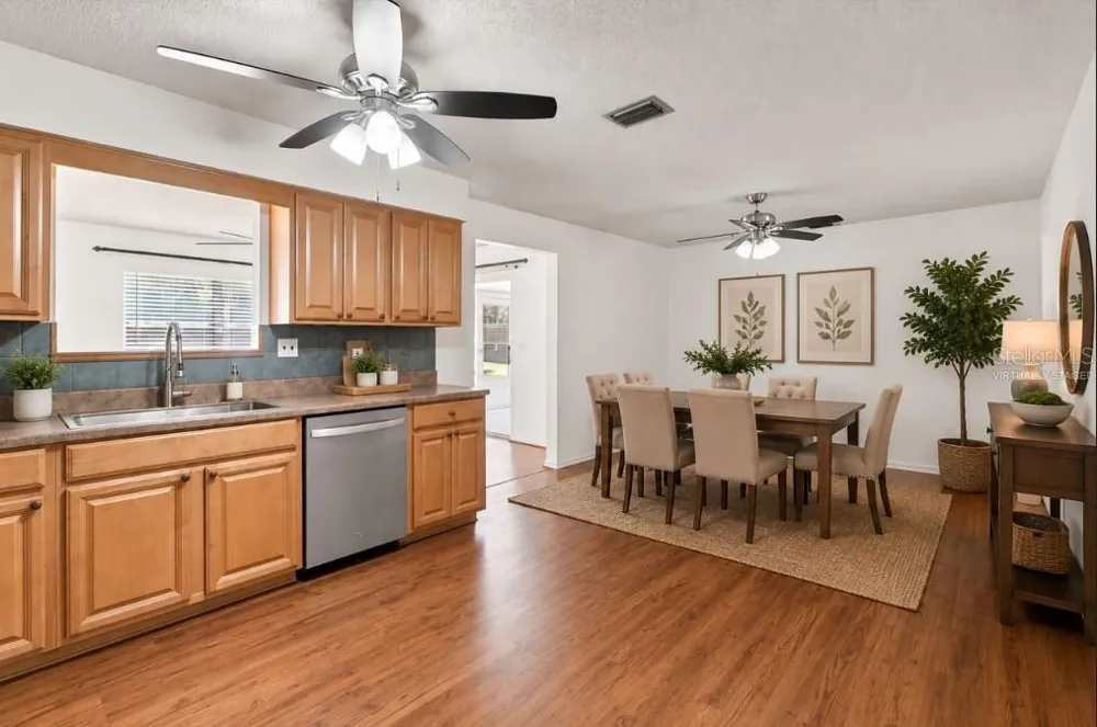 1285 HAGGERTY POINT Crystal River, FL 34429