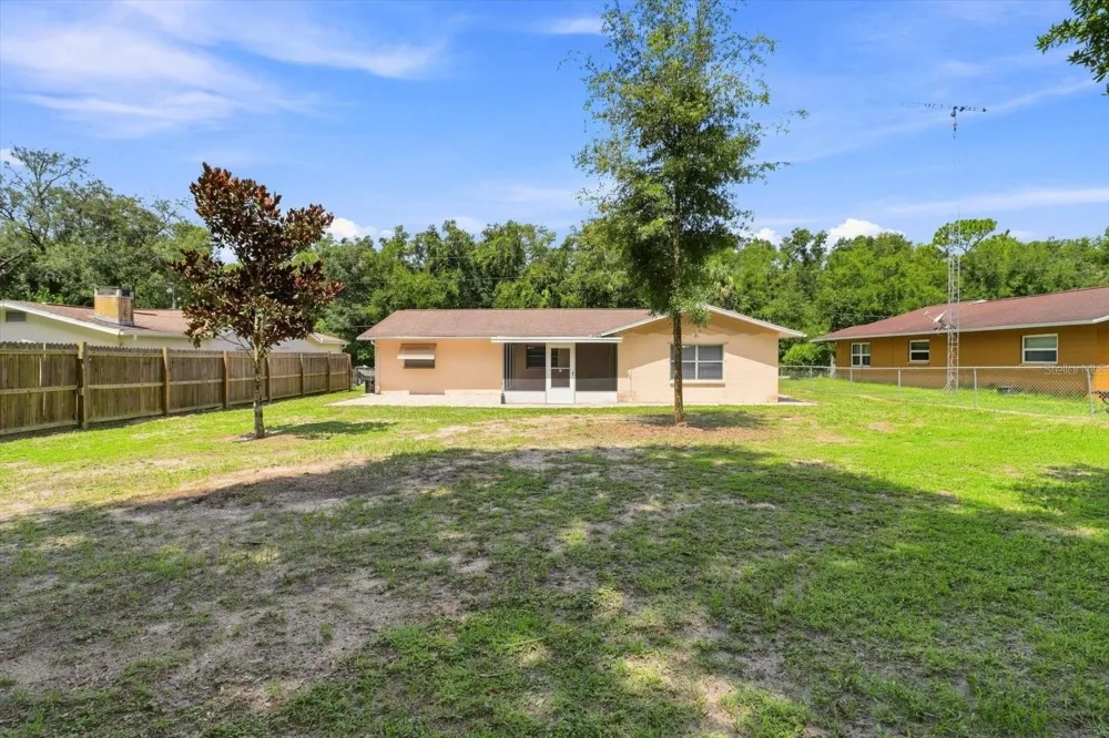 1285 HAGGERTY POINT Crystal River, FL 34429