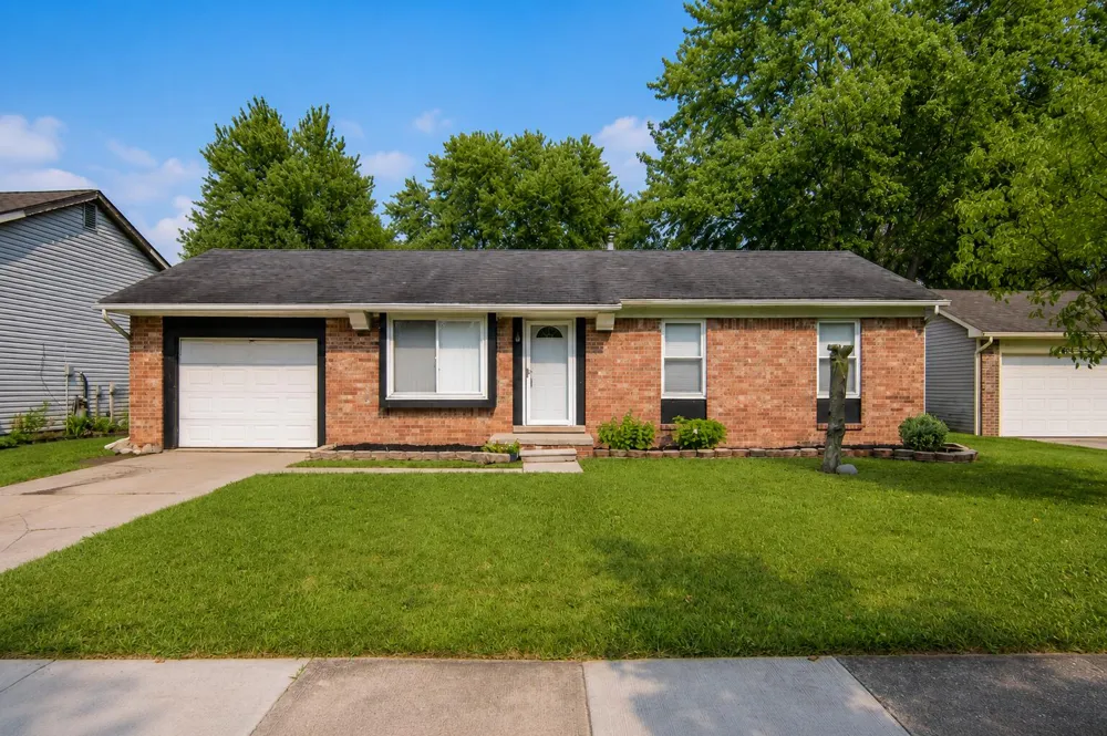 5719 Sunset Trail Ypsilanti, MI 48197