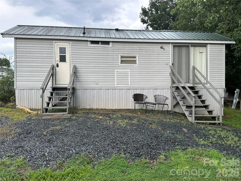 109 Hummingbird Circle New London, NC 28127