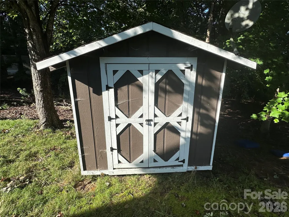 109 Hummingbird Circle New London, NC 28127