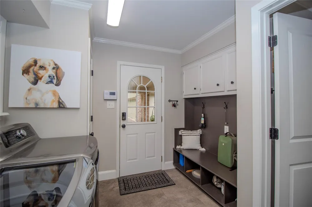 3783 Spring Drive Huntsville, TX 77340