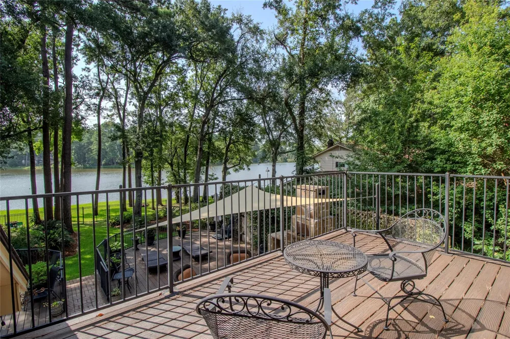 3783 Spring Drive Huntsville, TX 77340
