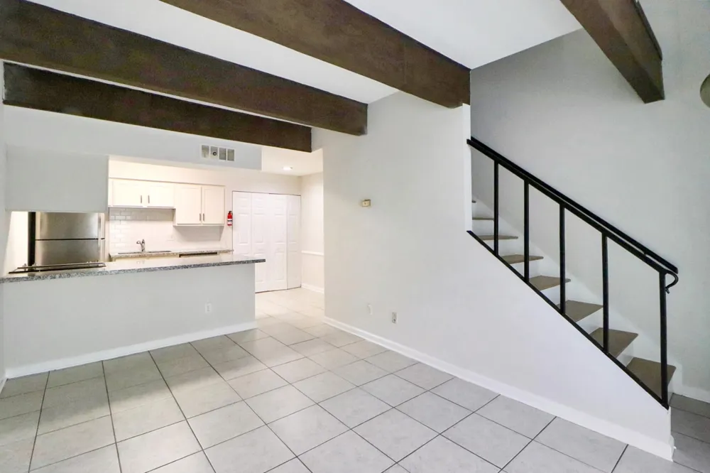 5929 Queensloch Drive #127 Houston, TX 77096