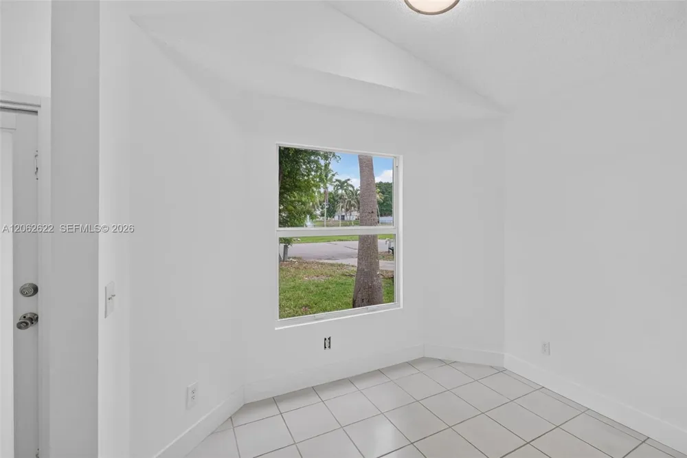 792 SW 9th St Florida City, FL 33034