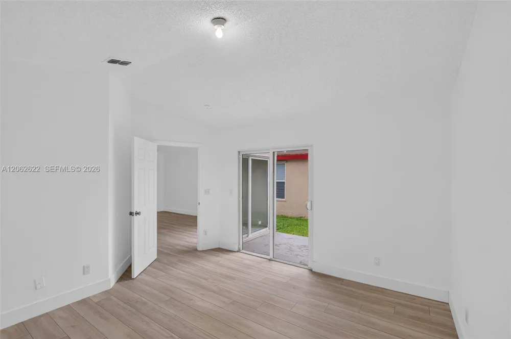 792 SW 9th St Florida City, FL 33034