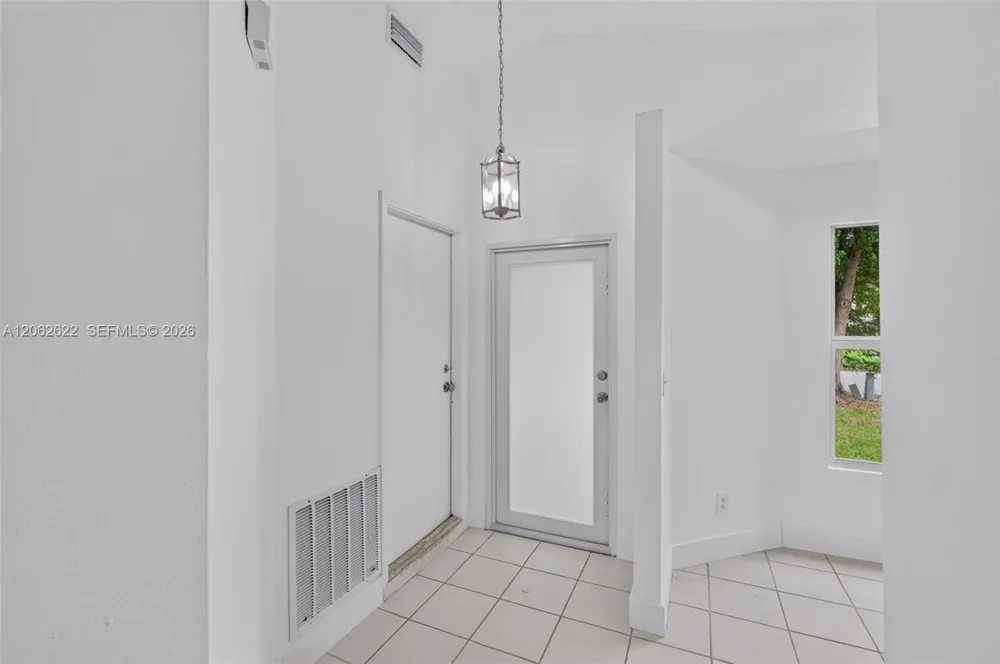 792 SW 9th St Florida City, FL 33034