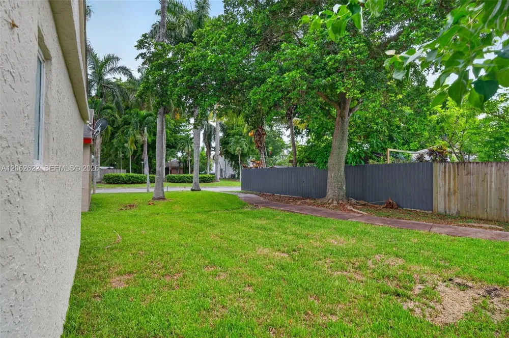 792 SW 9th St Florida City, FL 33034