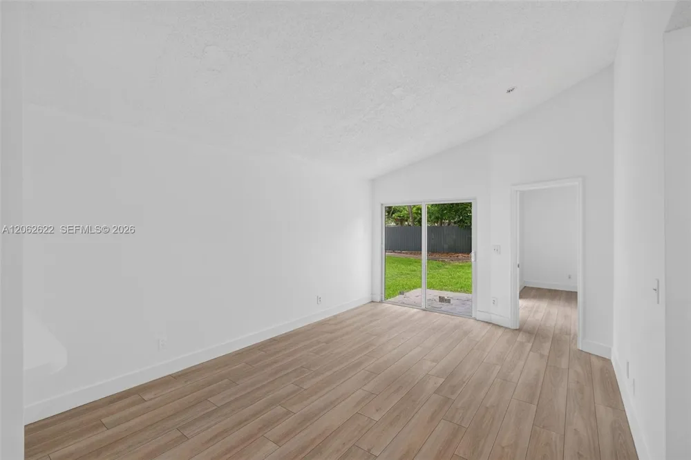 792 SW 9th St Florida City, FL 33034