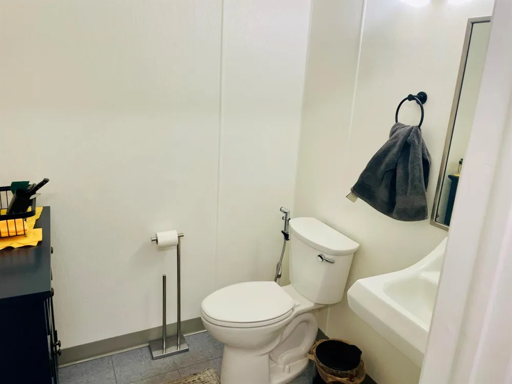 1140 NW 54th Street Fort Lauderdale, FL 33309