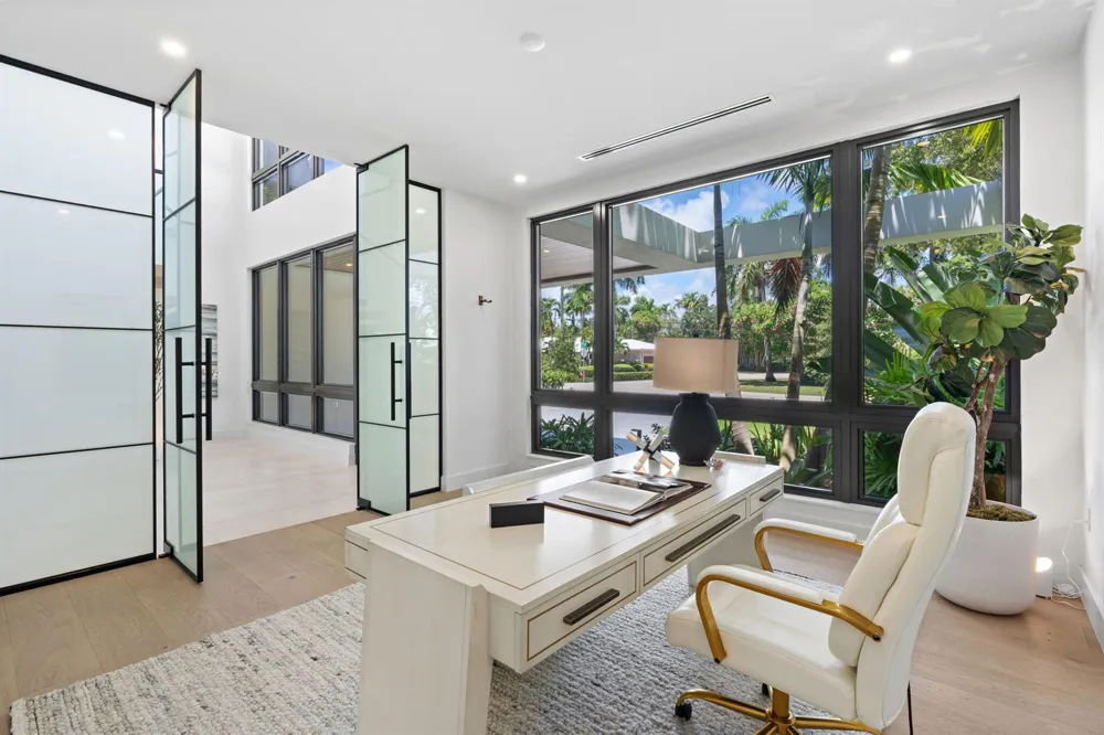 2506 NE 14TH STREET Fort Lauderdale, FL 33304
