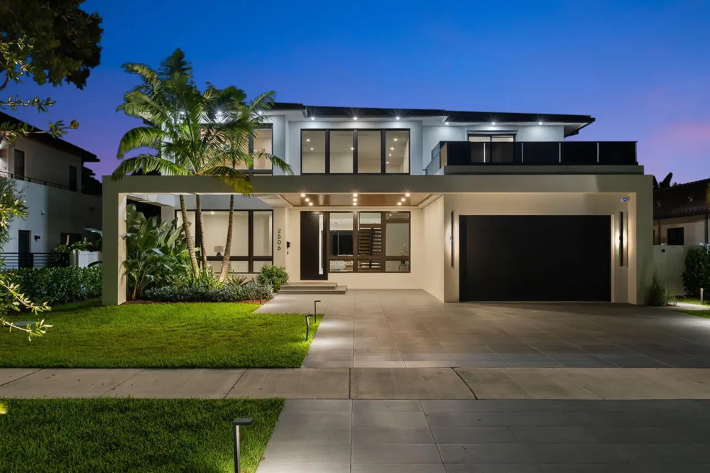 2506 NE 14TH STREET Fort Lauderdale, FL 33304