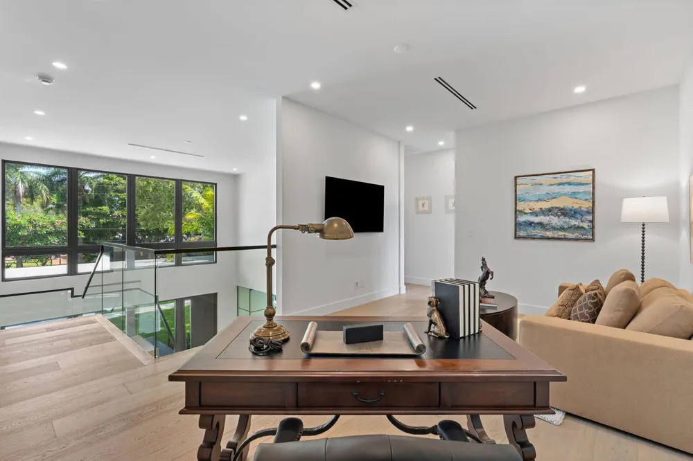 2506 NE 14TH STREET Fort Lauderdale, FL 33304
