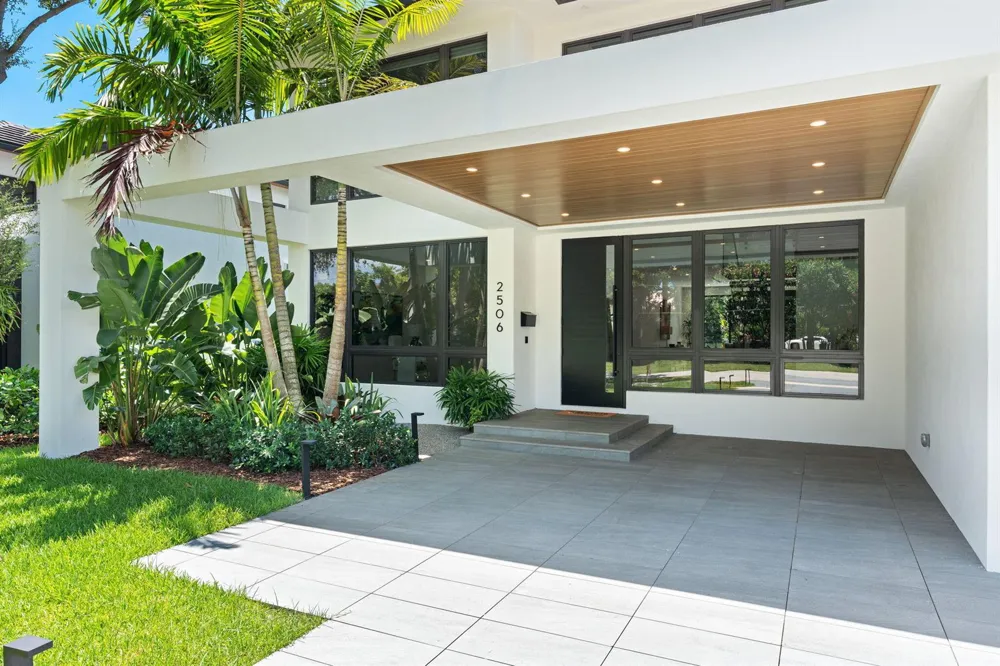 2506 NE 14TH STREET Fort Lauderdale, FL 33304