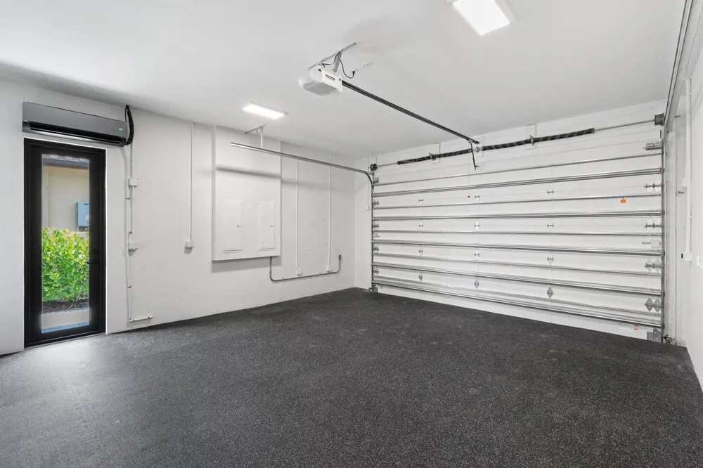 2506 NE 14TH STREET Fort Lauderdale, FL 33304