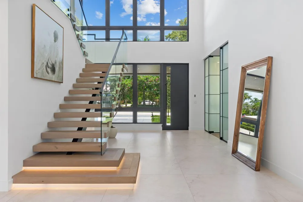 2506 NE 14TH STREET Fort Lauderdale, FL 33304
