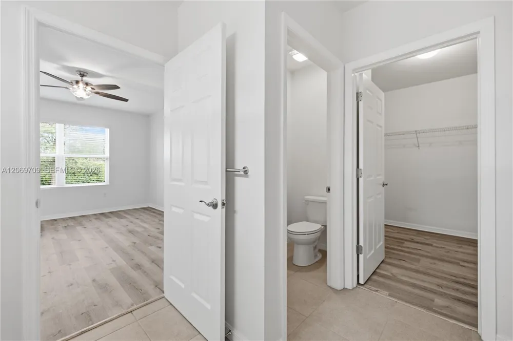 10288 silver pond LN Lehigh Acres, FL 33936