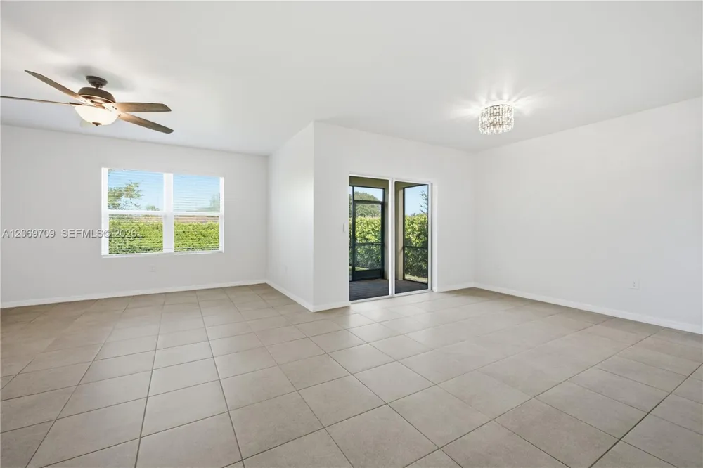 10288 silver pond LN Lehigh Acres, FL 33936