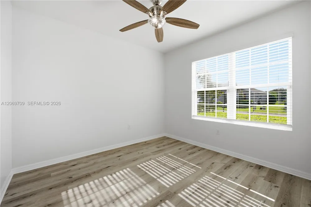 10288 silver pond LN Lehigh Acres, FL 33936