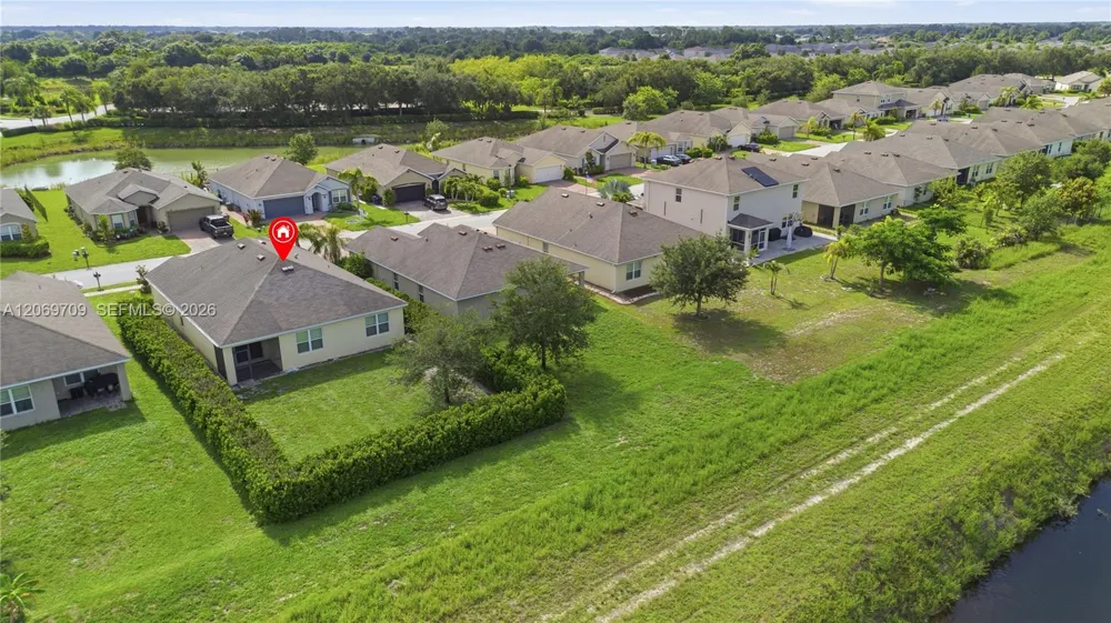10288 silver pond LN Lehigh Acres, FL 33936