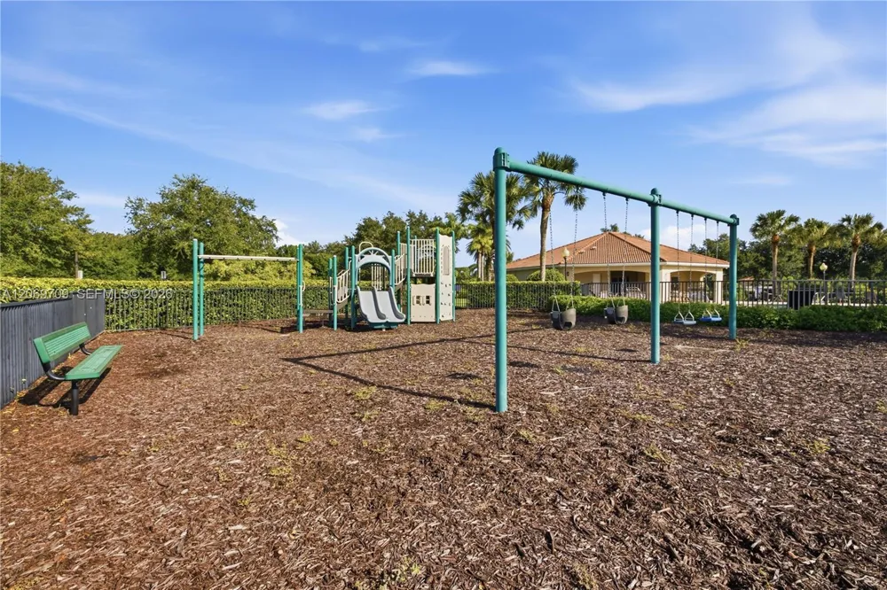 10288 silver pond LN Lehigh Acres, FL 33936