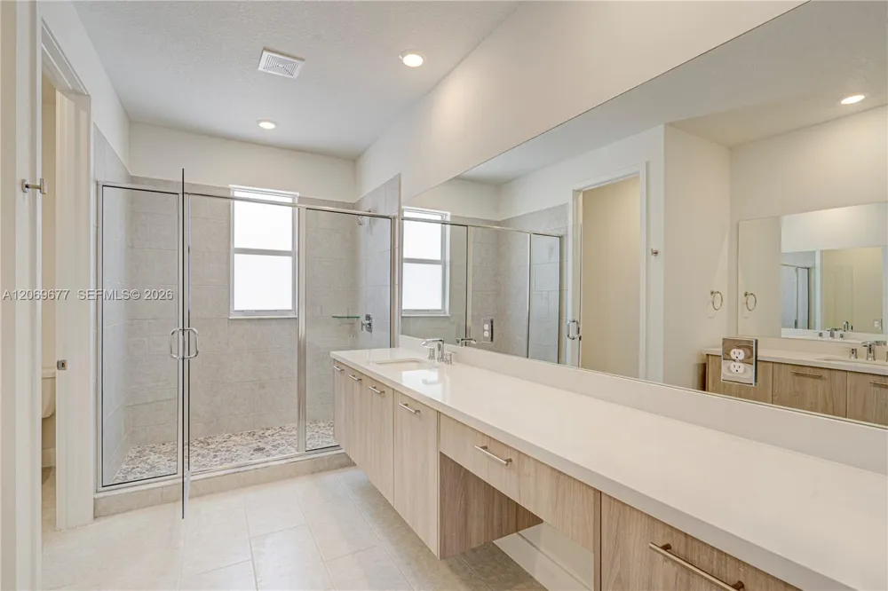 4390 SW 122nd Ter Davie, FL 33330