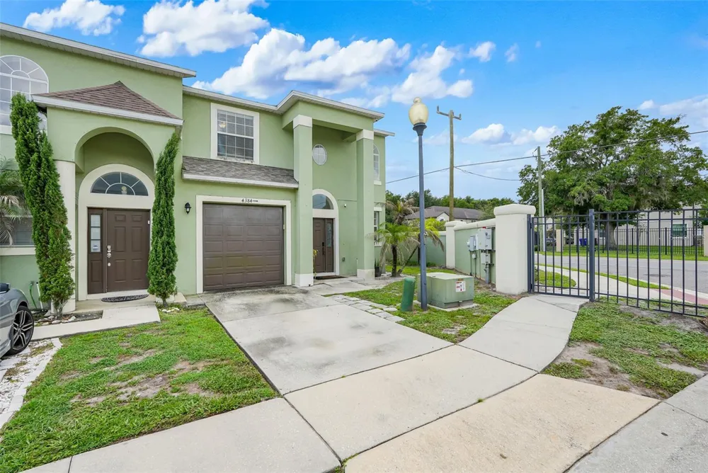 4384 PARADISE COVE COURT Kissimmee, FL 34746