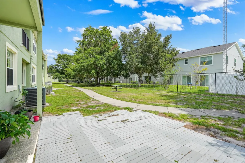 4384 PARADISE COVE COURT Kissimmee, FL 34746