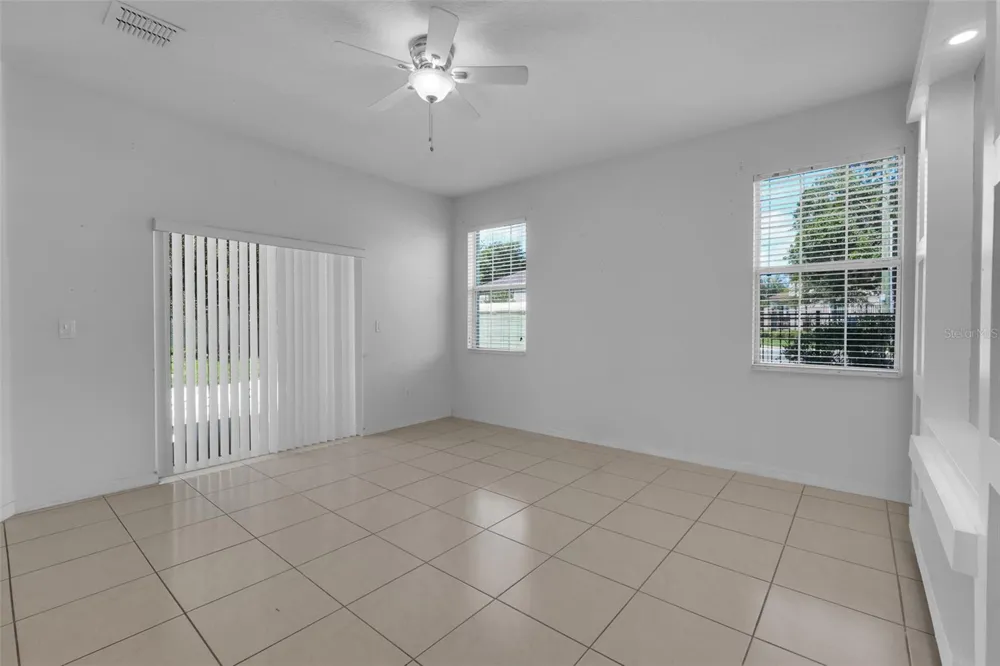 4384 PARADISE COVE COURT Kissimmee, FL 34746