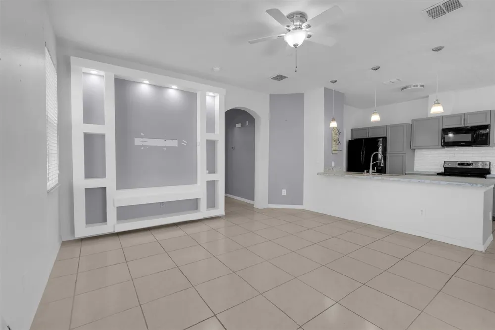 4384 PARADISE COVE COURT Kissimmee, FL 34746