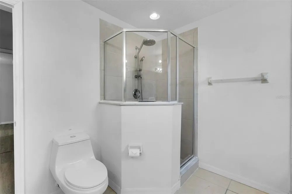 4384 PARADISE COVE COURT Kissimmee, FL 34746
