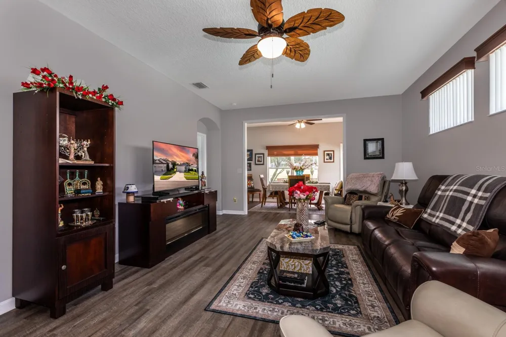 27336 PINE STRAW ROAD Leesburg, FL 34748