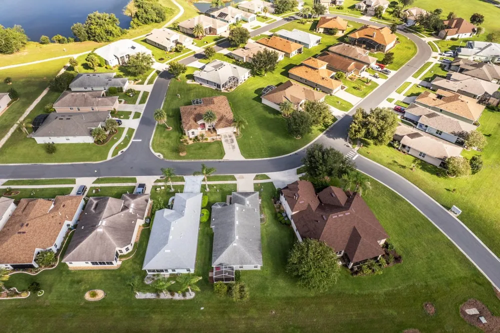 27336 PINE STRAW ROAD Leesburg, FL 34748