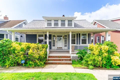 154 E Cliff Street