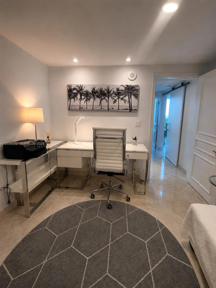 3000 NE 188th St #604 Aventura, FL 33180