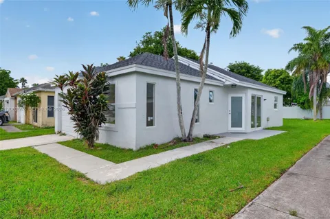 941 SW 7th Pl
