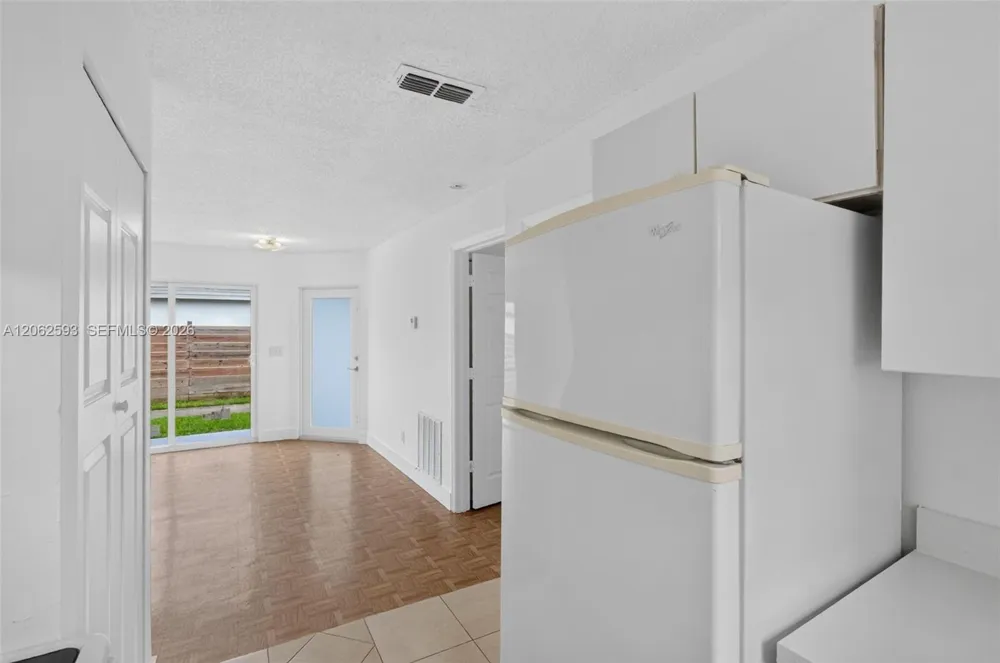 941 SW 7th Pl Florida City, FL 33034