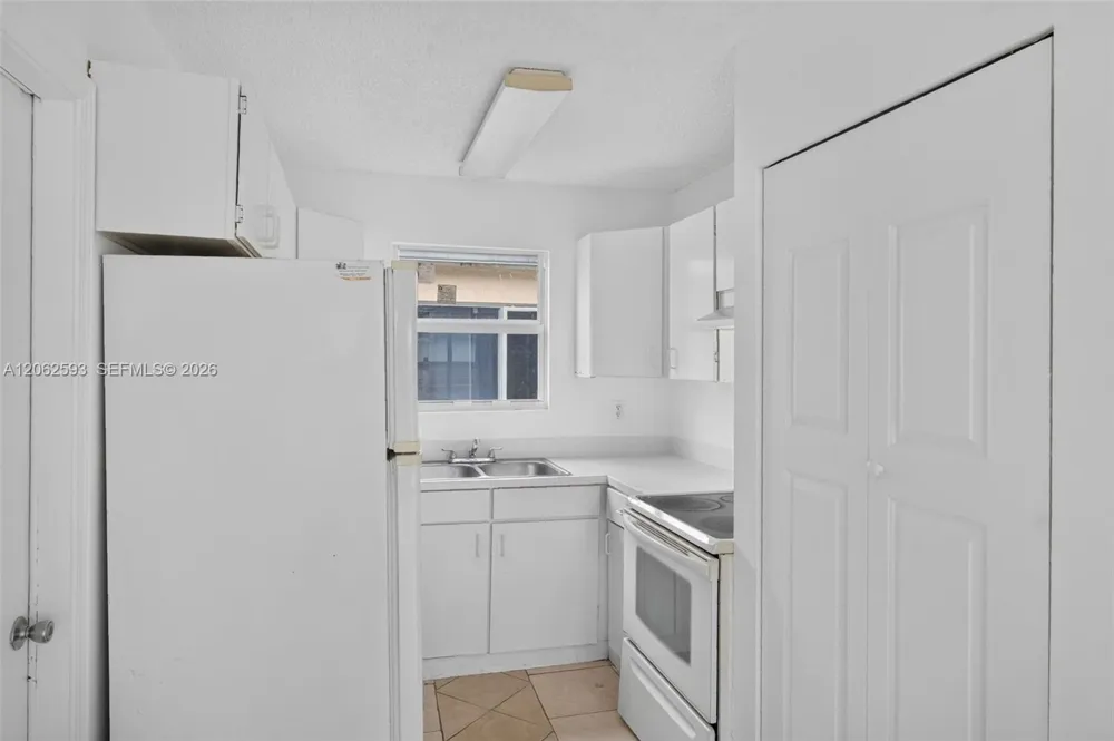 941 SW 7th Pl Florida City, FL 33034
