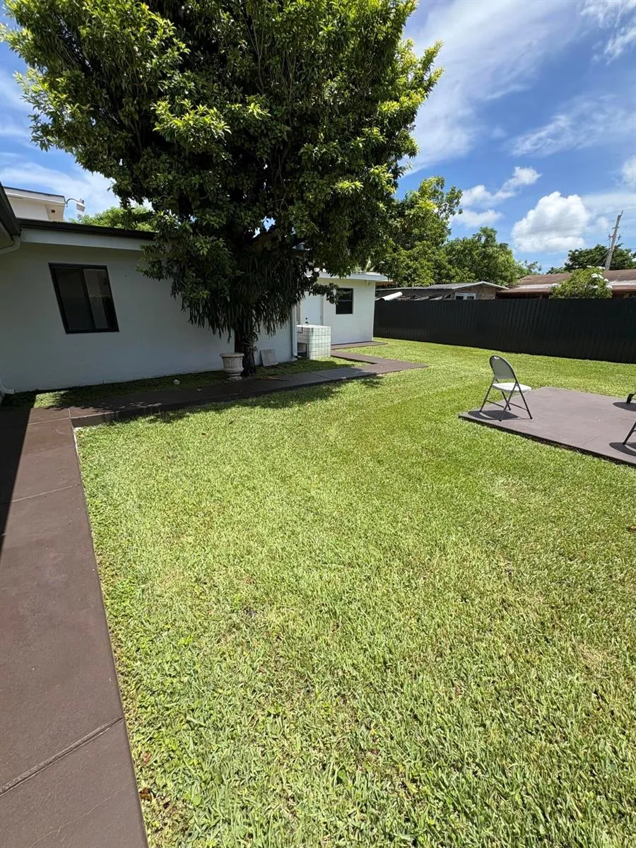 10928 SW 2nd Street Miami, FL 33174