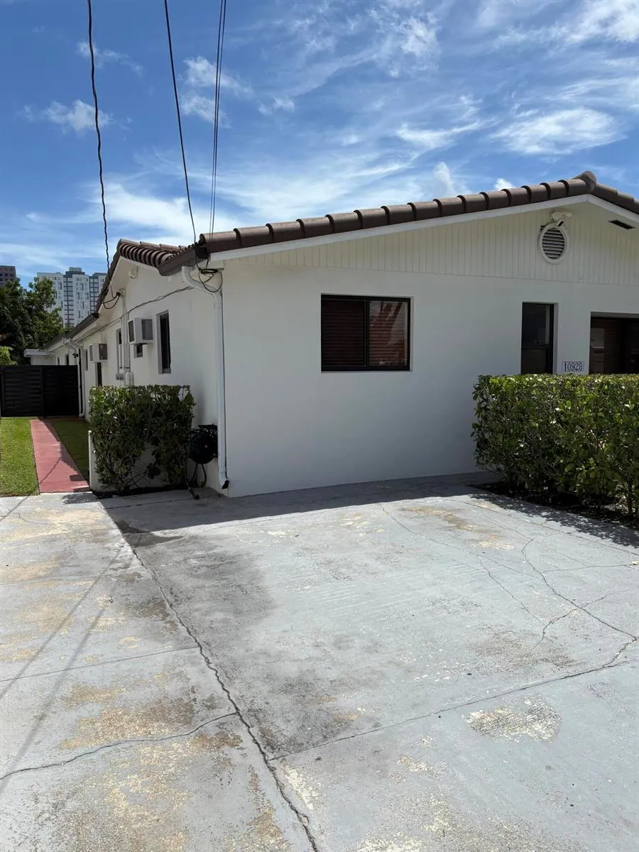 10928 SW 2nd Street Miami, FL 33174