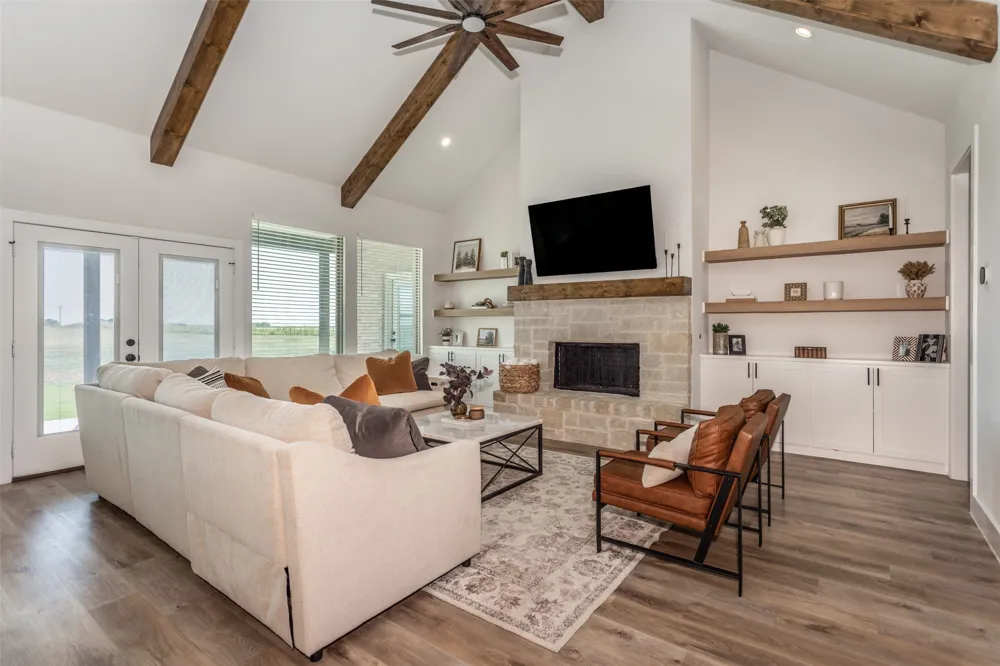 24 Dove Landing Valley View, TX 76272