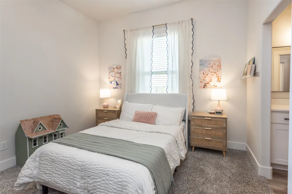 24 Dove Landing Valley View, TX 76272