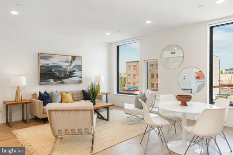 1141 FRONT STREET #207