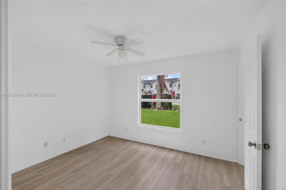 731 SW 10th St Florida City, FL 33034