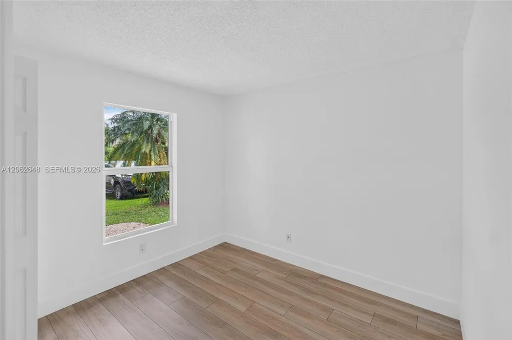 731 SW 10th St Florida City, FL 33034