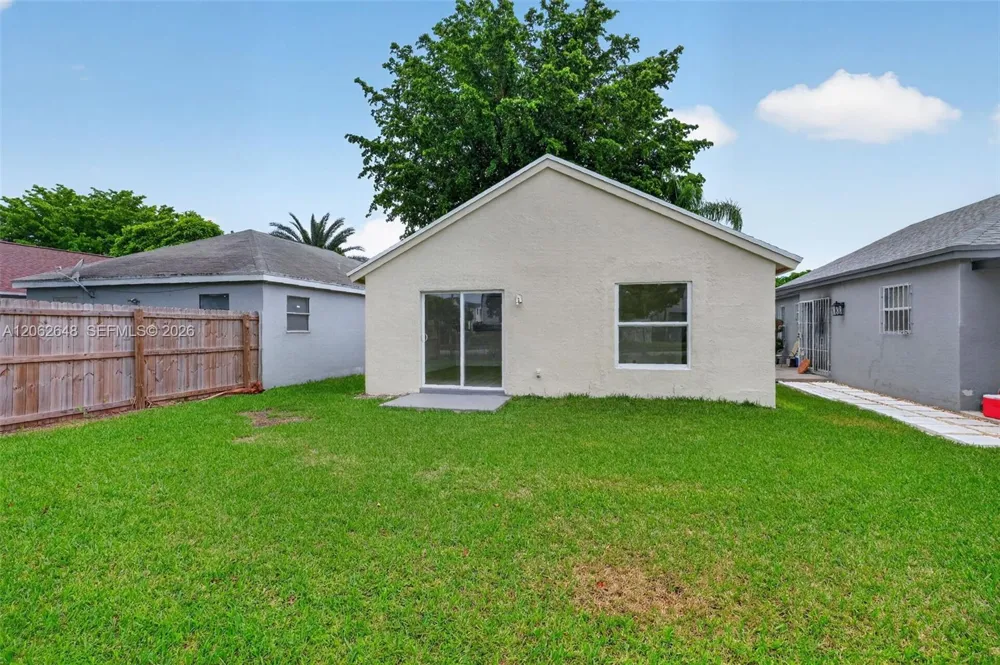 731 SW 10th St Florida City, FL 33034