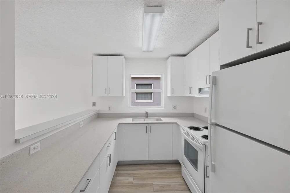 731 SW 10th St Florida City, FL 33034