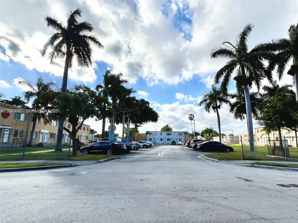 8460 NW 4th Ct #8460 Miami, FL 33150